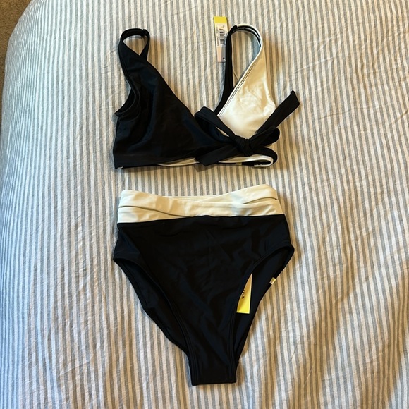 Summersalt The Wrap Bikini Top and Bottom - Picture 3 of 7